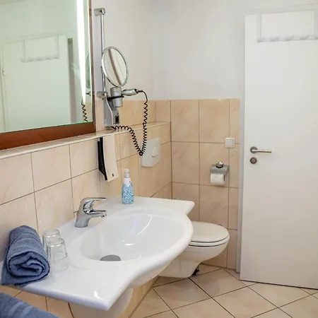 Juwel Apartment
